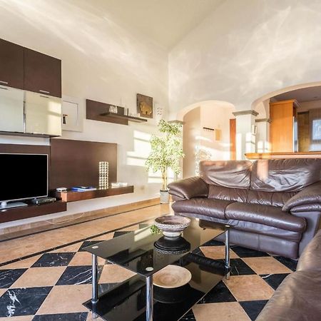 Villa Tania - Villa Independiente Con Piscina Privada Плайя-Бланка Екстер'єр фото